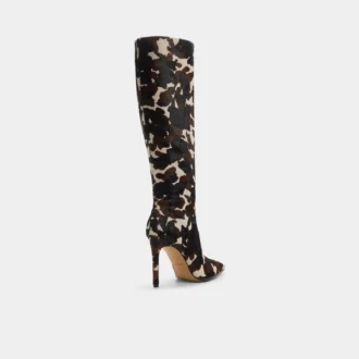 Alabrenda Knee-high stiletto boot