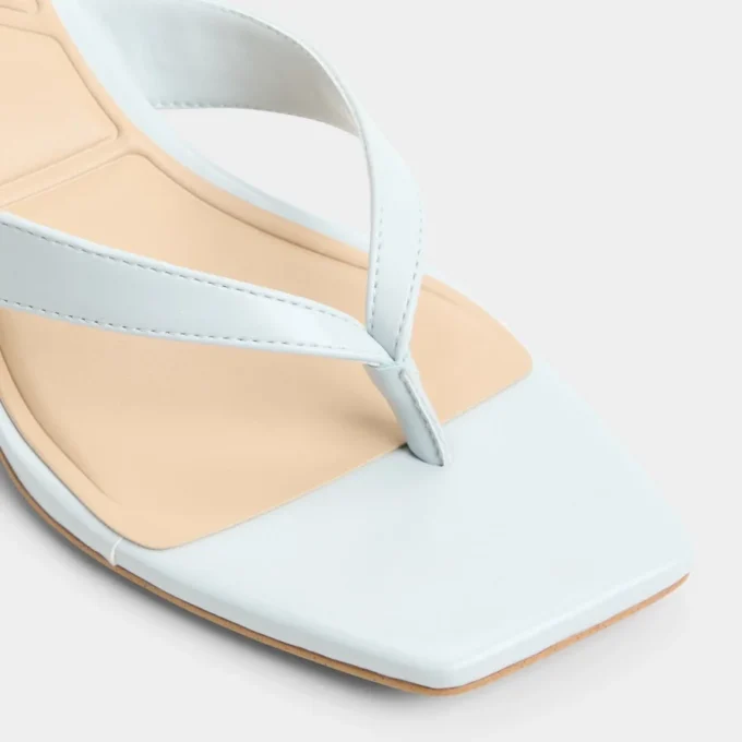 Hazy Block heeled thong sandal