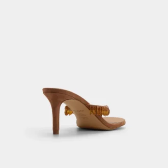 Skip Heeled thong sandal